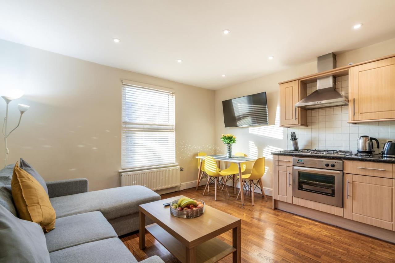 אנפילד One Bedroom Flat In Bush Hill Park מראה חיצוני תמונה