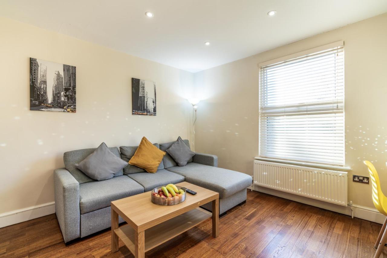 אנפילד One Bedroom Flat In Bush Hill Park מראה חיצוני תמונה