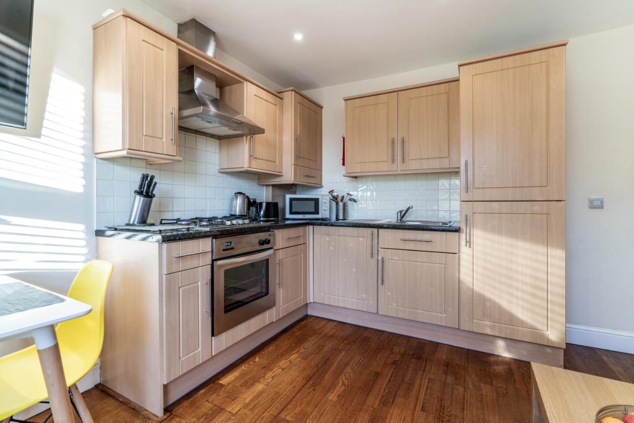 אנפילד One Bedroom Flat In Bush Hill Park מראה חיצוני תמונה